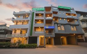 Fabhotel Hari Nagar Ashram
